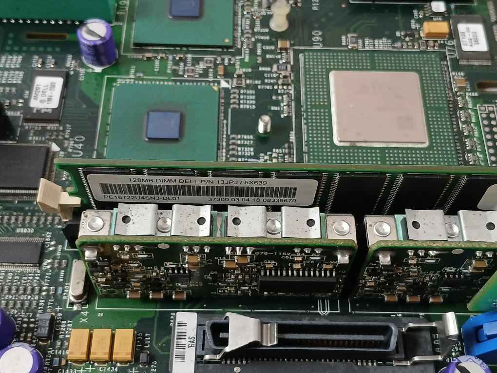 Hp 261585-051 Ecc Registered Memory Module 128Mb Dimm 94V-0 Pc2100R-25330-z