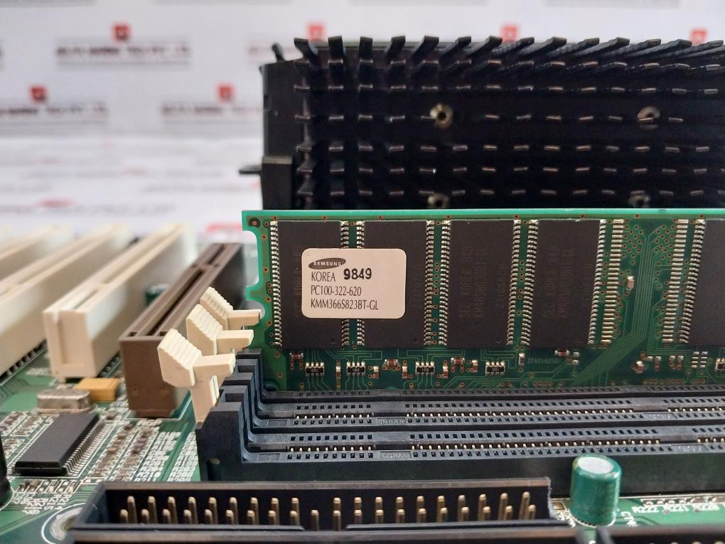 Hp D6550-60003 Vectra Vb-609 Motherboard Pentium Ii 64Mb Ram