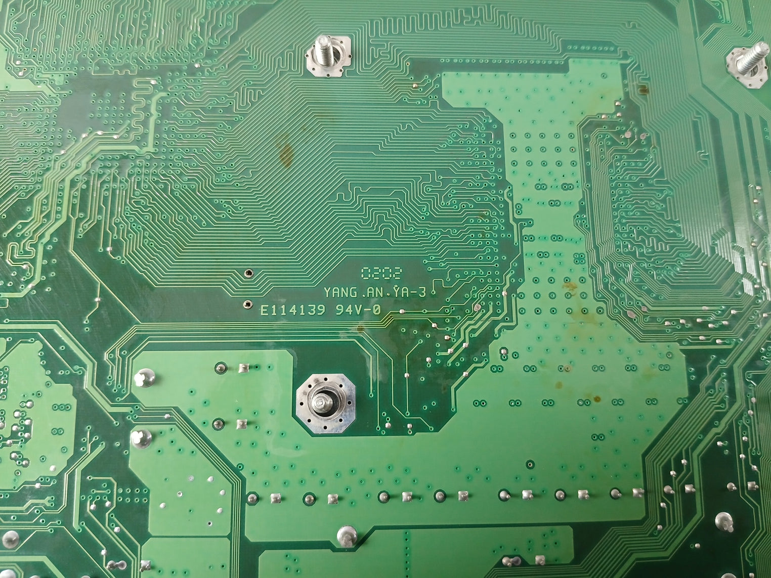 Hp P5750-60001 Motherboard 12V Dc 22Mm163548