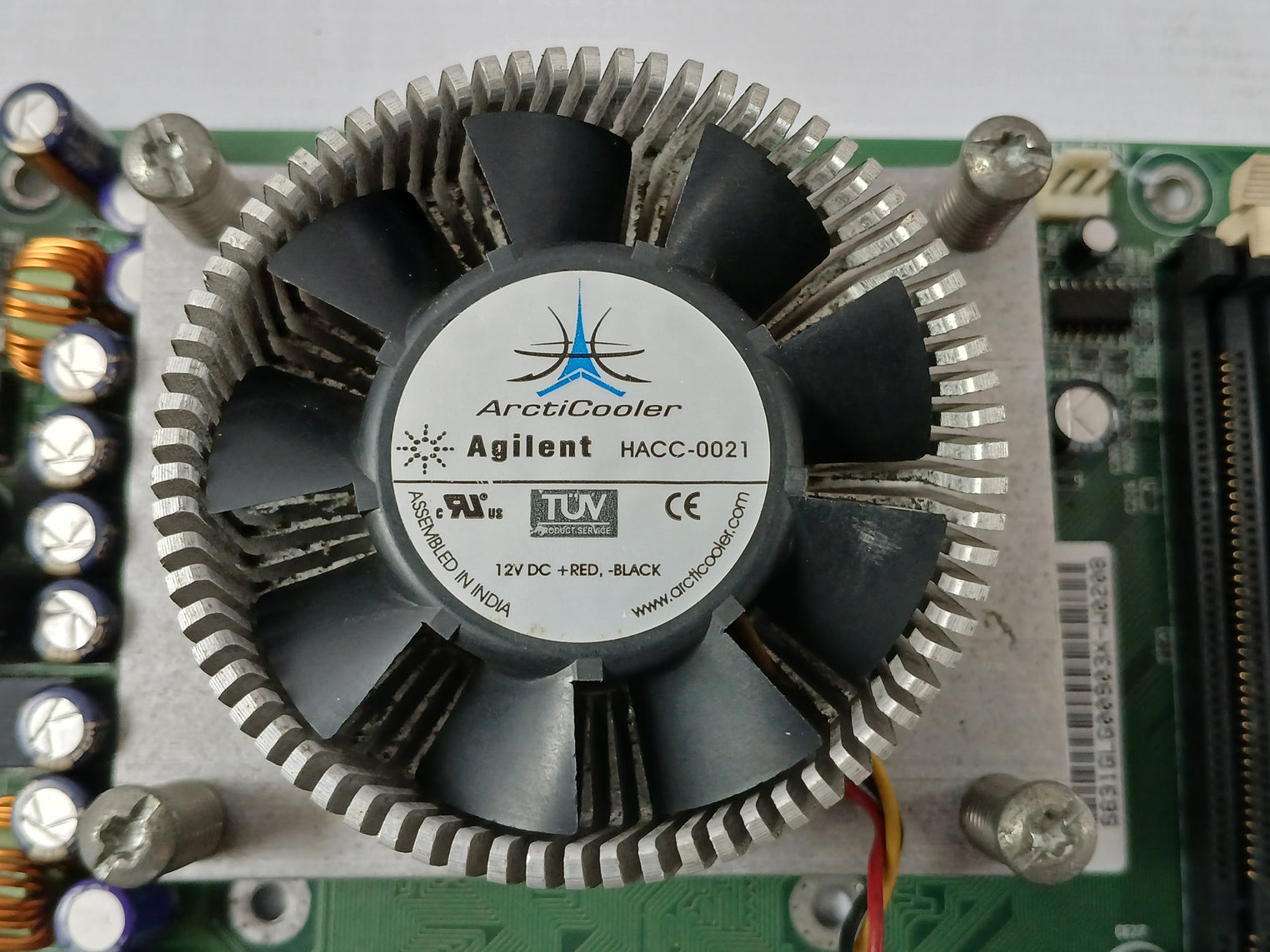 Hp P5750-60001 Motherboard 12V Dc 22Mm163548