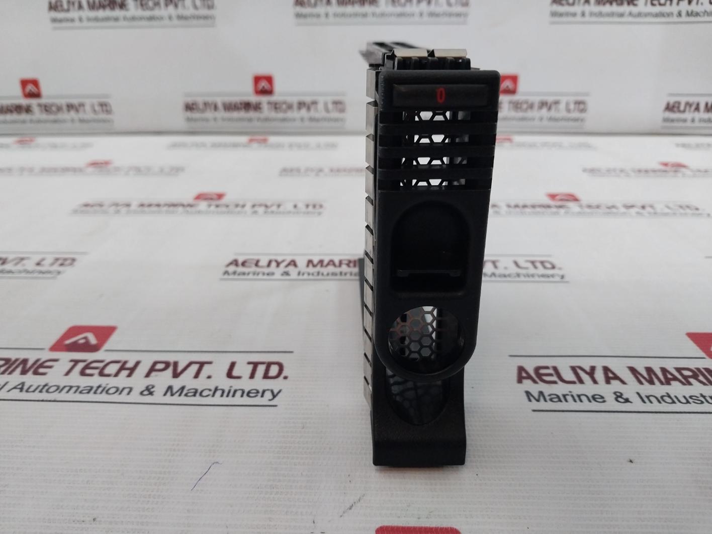 Hp Rx2620 Integrity Server Ab331A Rev.A 8A 100-127V- 50/60Hz Hpc2 10000Rpm