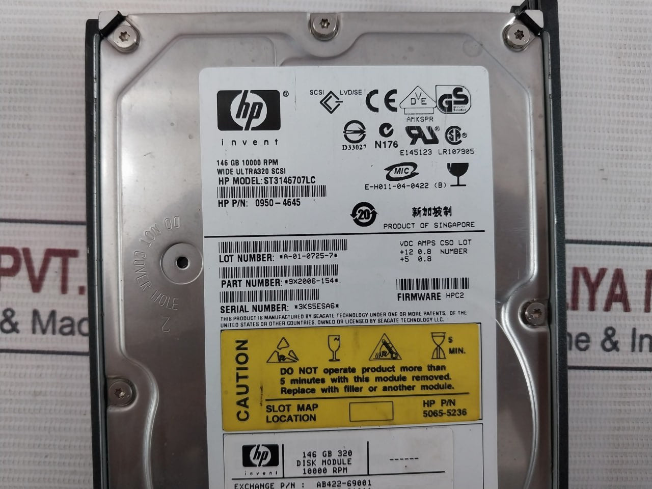 Hp Rx2620 Integrity Server Ab331A Rev.A 8A 100-127V- 50/60Hz Hpc2 10000Rpm