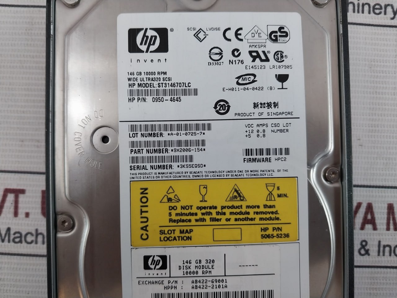 Hp Rx2620 Integrity Server Ab331A Rev.A 8A 100-127V- 50/60Hz Hpc2 10000Rpm
