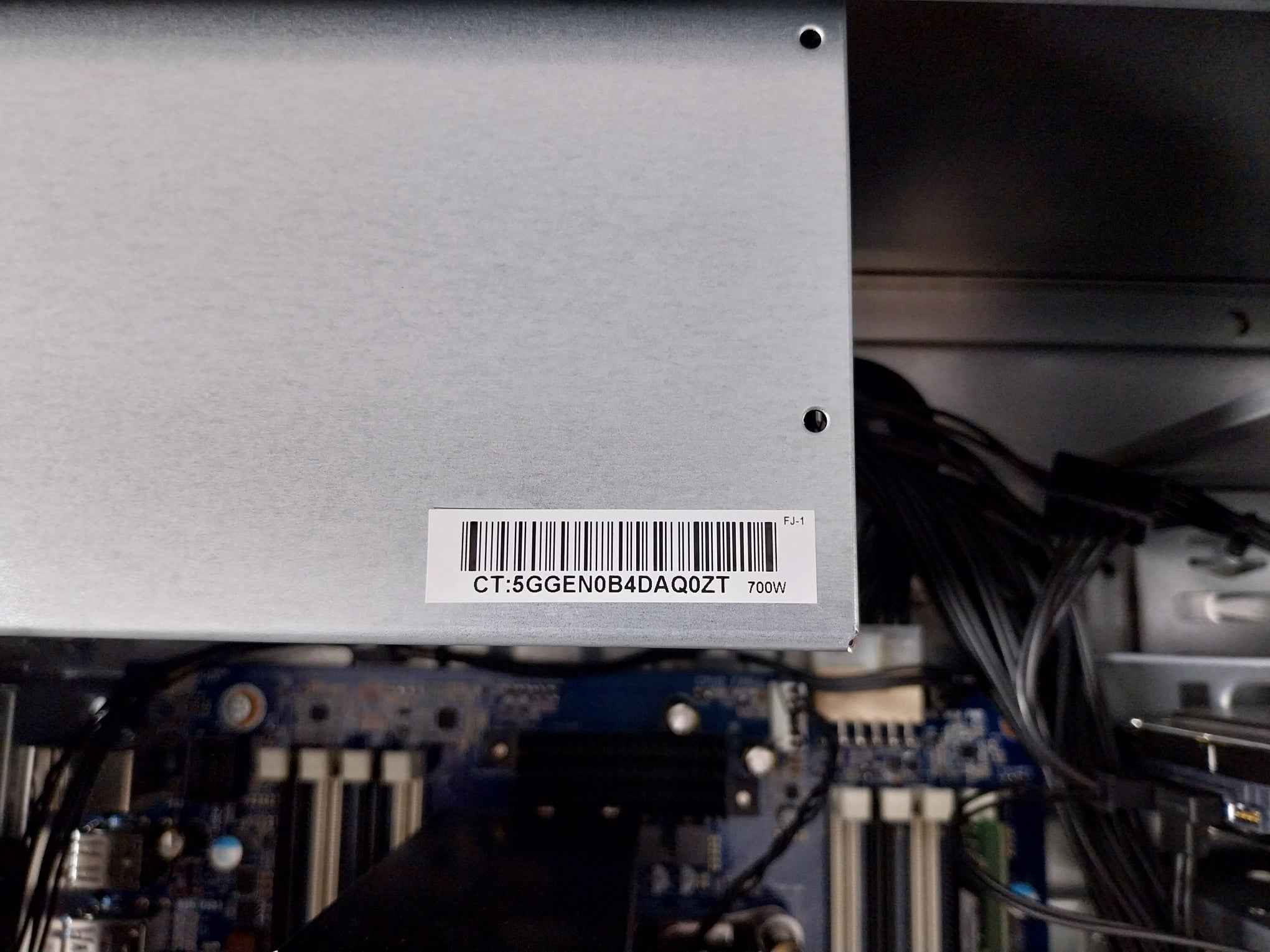 Hp Z440 Workstation 100-240V/9.5A 50-60Hz 700W 8Gb 1Rx8 Pc4-2666V-rd1-11