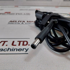 Hp 608428-001 Ppp012L-e Ac Power Adapter 90W 100-240V 1.5A 50-60Hz