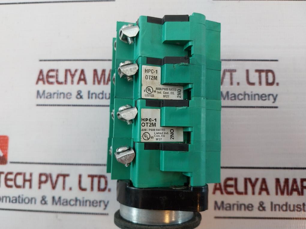 Hpc-1 Ot2M Contact Block Selector Switch