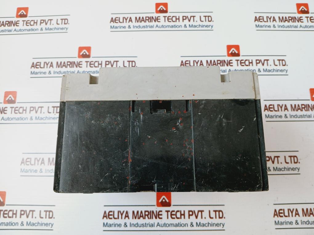 HPL HPL-250C Molded Case Circuit Breaker 4P 250Amp