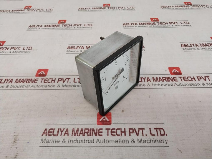 Hub 0 TO 4 MPA Pressure Gauge KL.1,0 1711897