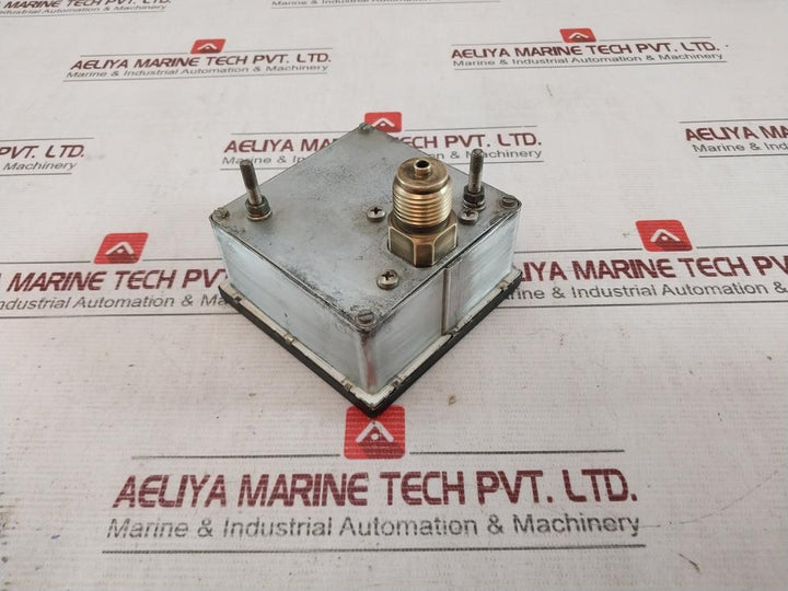 Hub 0 TO 4 MPA Pressure Gauge KL.1,0 1711897