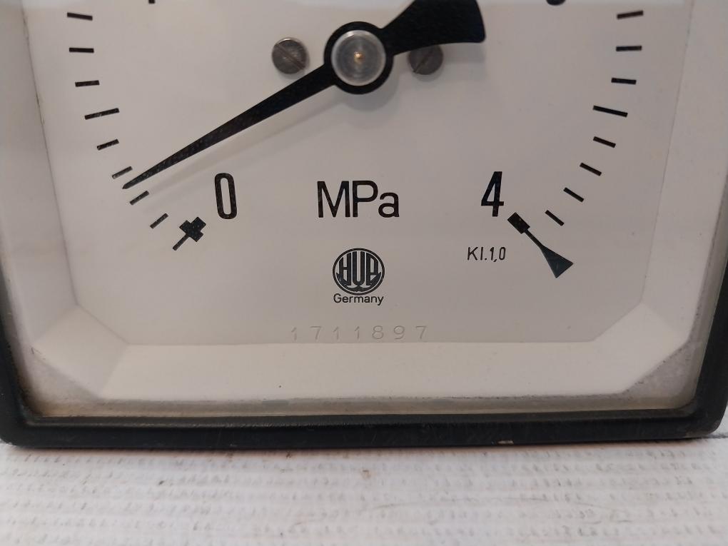 Hub 0 TO 4 MPA Pressure Gauge KL.1,0 1711897
