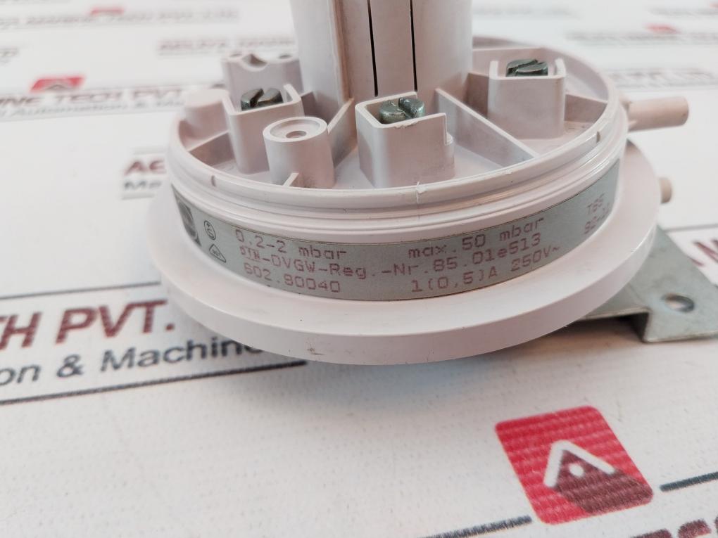 HUBA 602.90040 Differential Pressure Transmitter