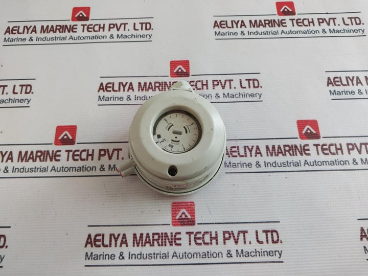 Huba Control 604.99352 Mechanical Pressure Switch 0.2-3Mbar