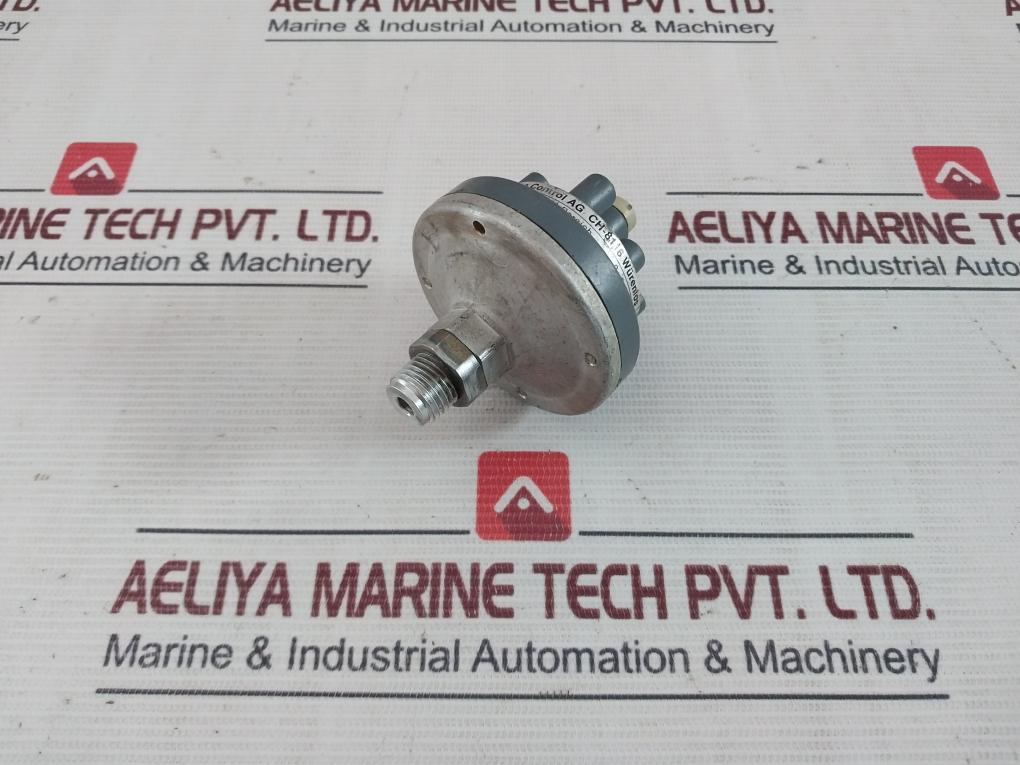 Huba Control 625.9040 Pressure Switch 2-8Mbar 1A 250V