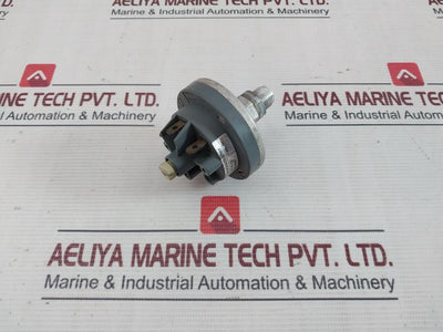 Huba Control 625.9040 Pressure Switch 2-8Mbar 1A 250V