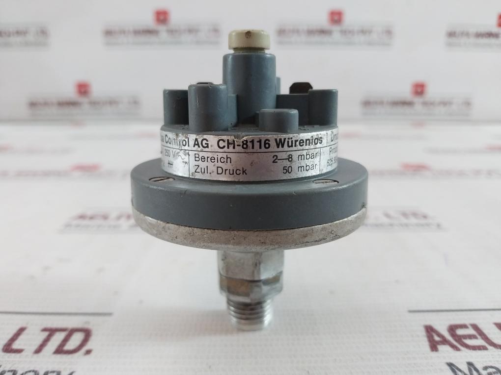 Huba Control 625.9040 Pressure Switch 2-8Mbar 1A 250V