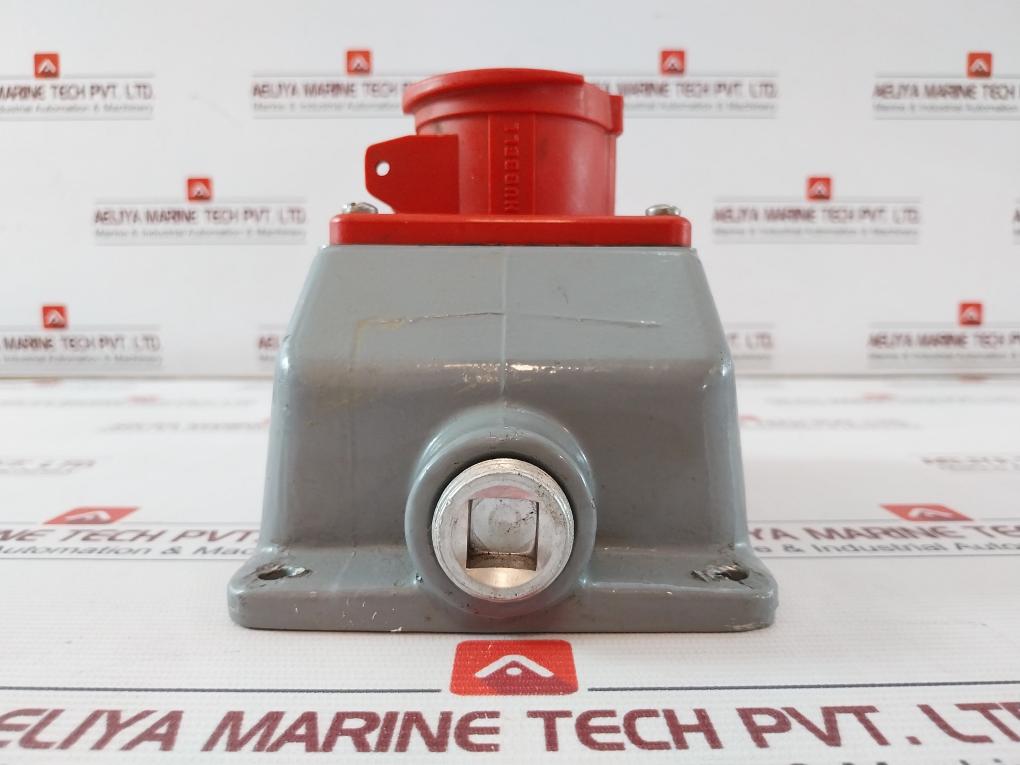 Hubbell 420R7W Pin &  Sleeve Iec Receptacle Device 480Vac 223A