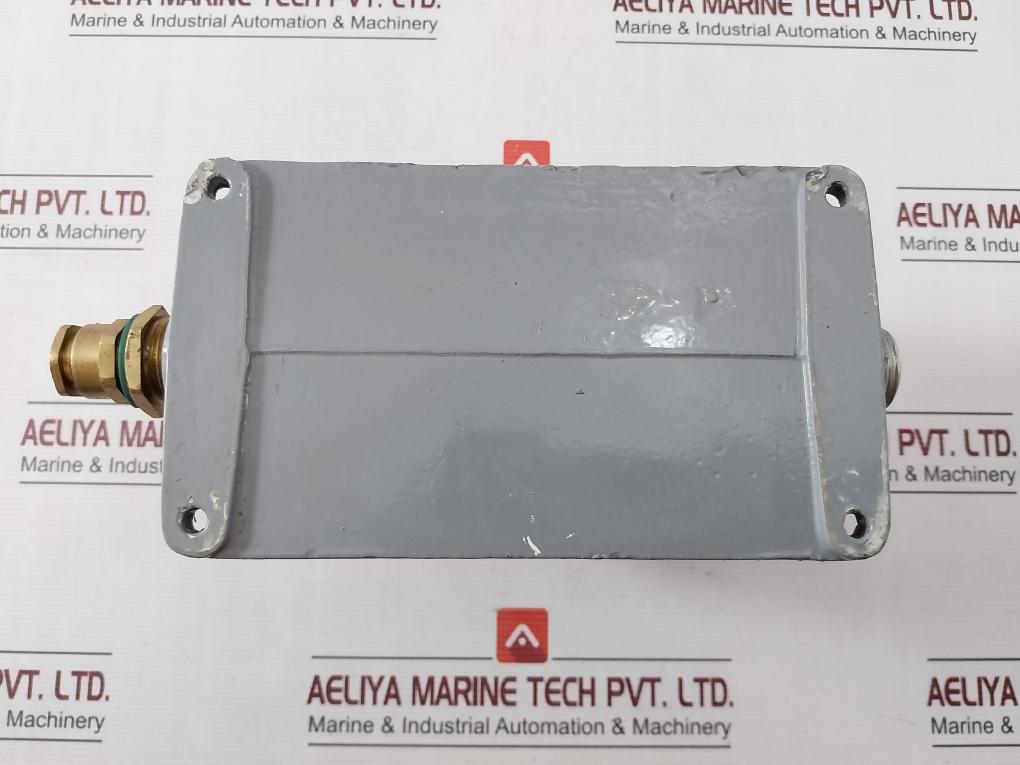 Hubbell 420R7W Pin &  Sleeve Iec Receptacle Device 480Vac 223A