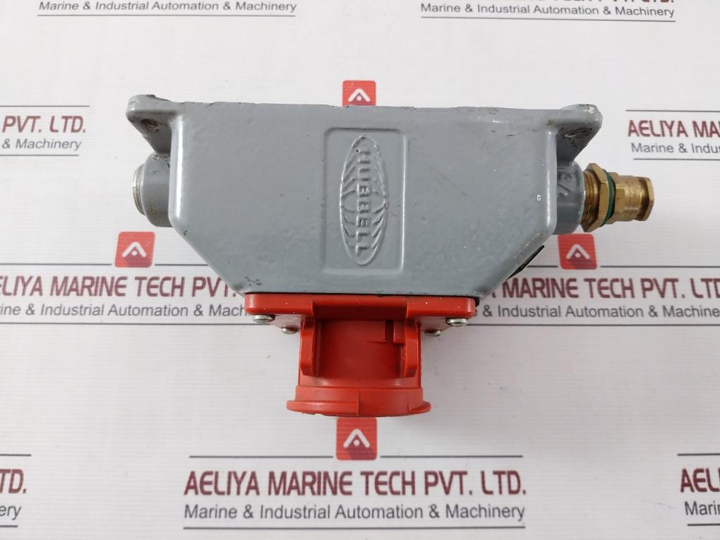 Hubbell 420R7W Pin &  Sleeve Iec Receptacle Device 480Vac 223A