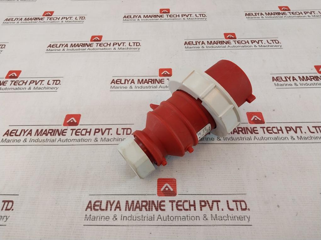 Hubbell C532P6W Pin And Sleeve Plug 32A-6H 200/346-240/415 Ip67