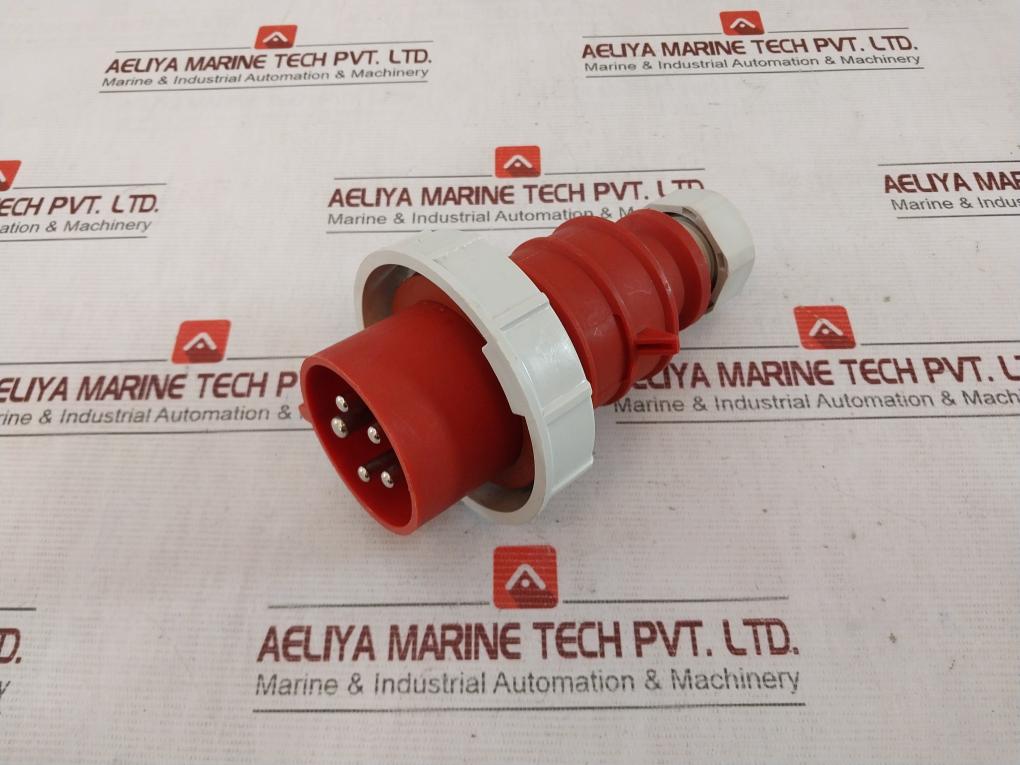 Hubbell C532P6W Pin And Sleeve Plug 32A Ip67 200/346-240/415