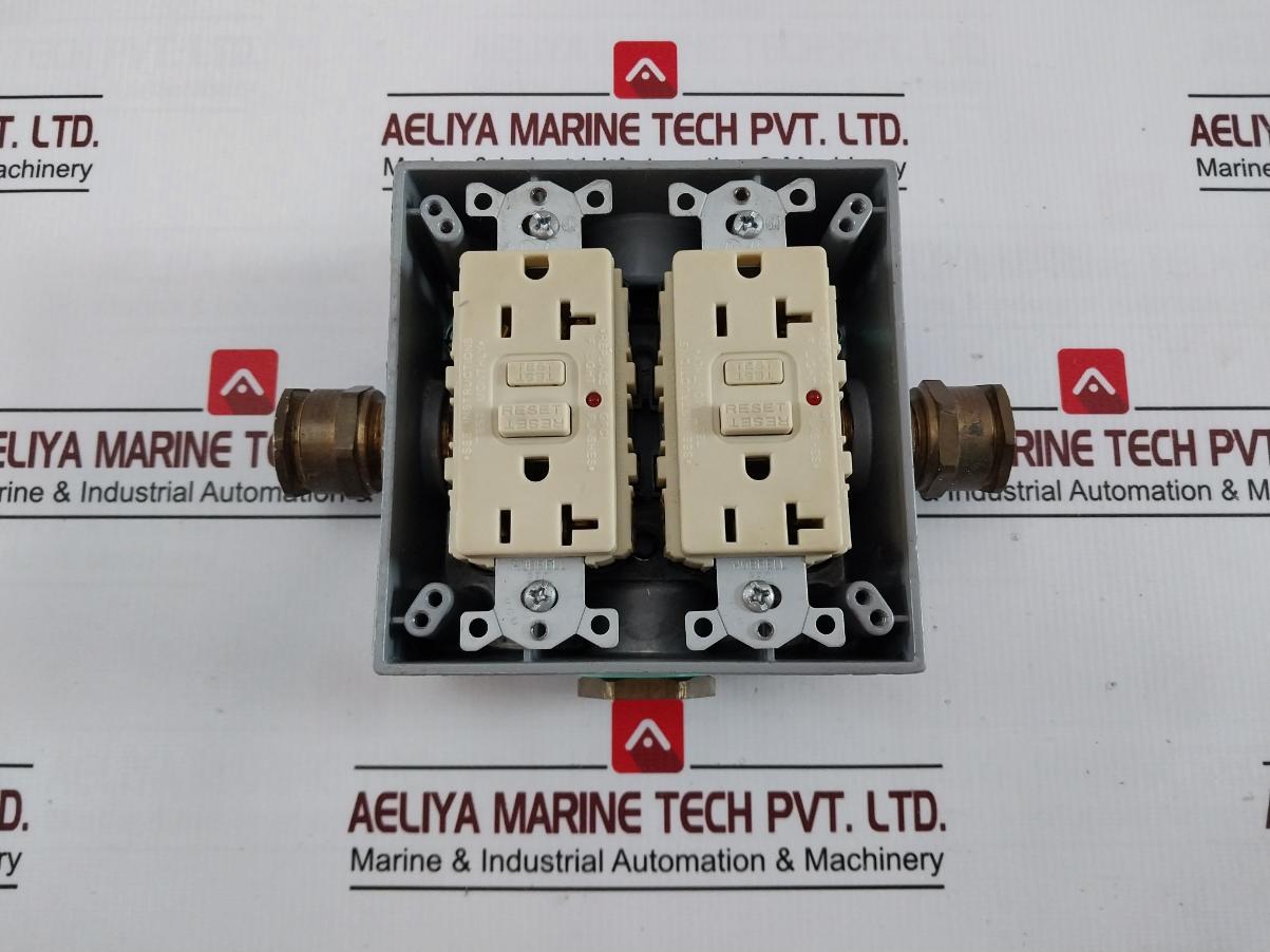 Hubbell Gf20Il Ground Fault Breaker Gfci 20A 125V 2P