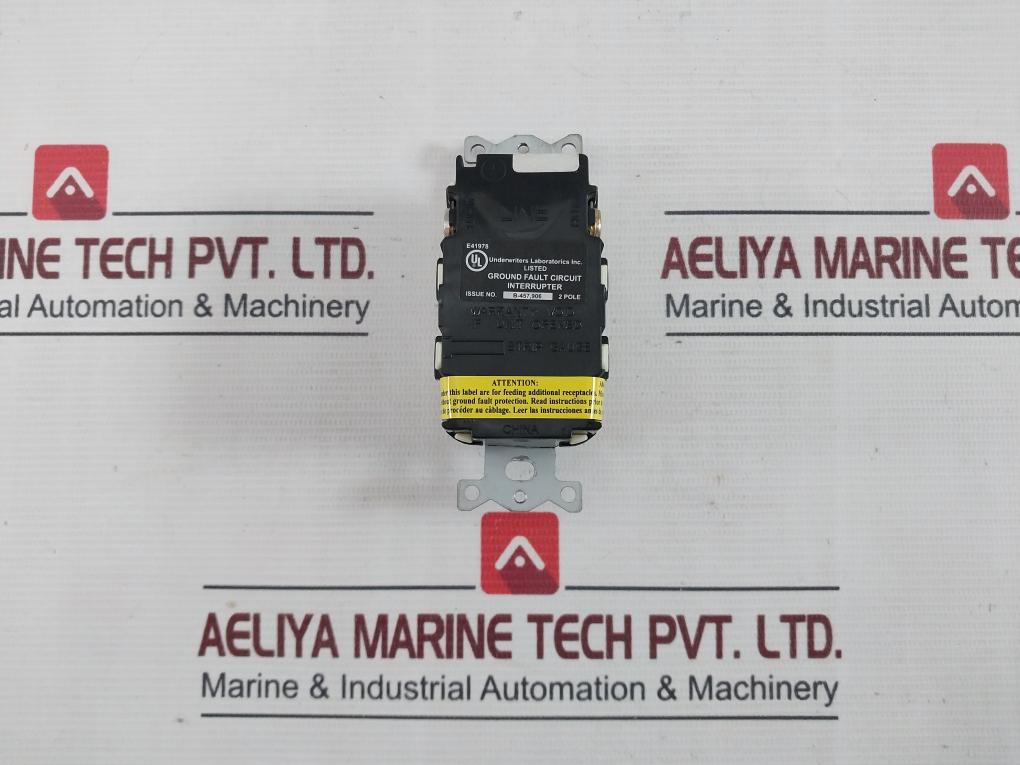 Hubbell Gf20Il Ground Fault Circuit Interrupter (Gfci) Receptacle Outlet