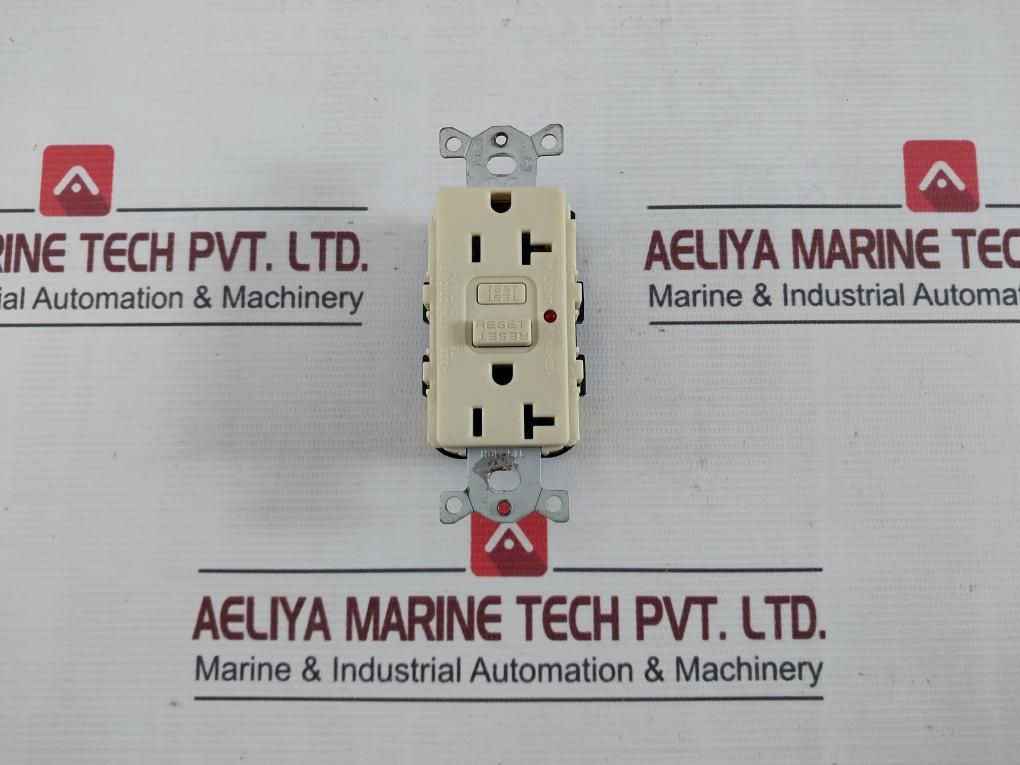 Hubbell Gf20Il Ground Fault Circuit Interrupter (Gfci) Receptacle Outlet