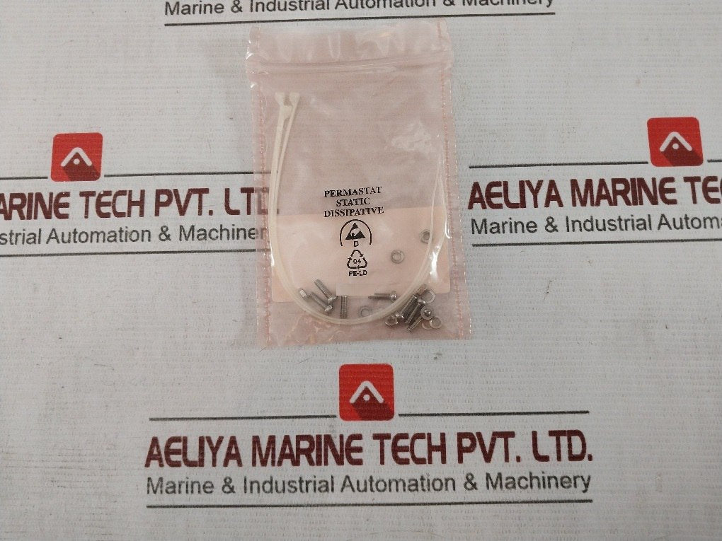 Huber+Suhner 31_N-50-0-2/133_Ne Adapter N Socket To N Socket Kit 220-260V/25W