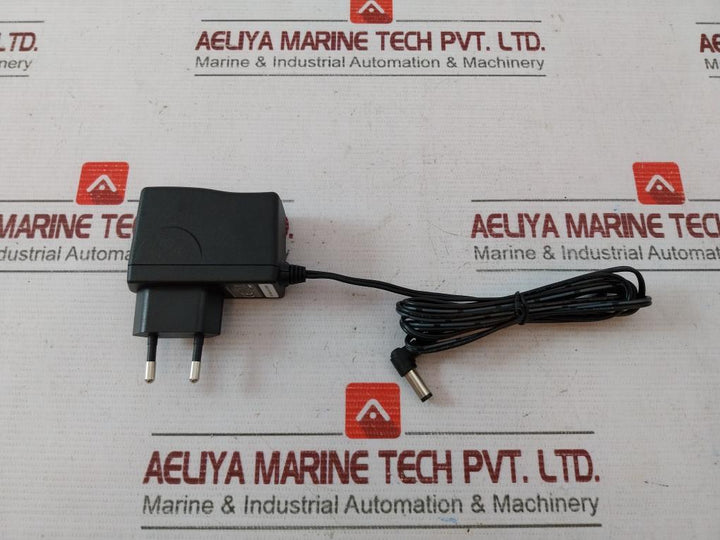Huntkey Hka00612005-3S Switching Power Adaptor 12.0V-0.5A 100-240V- 50/60Hz 0.2A