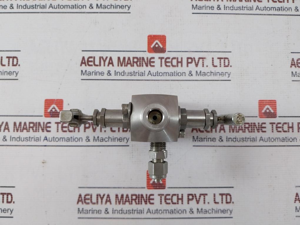 Hy-lok Gv2Tv-fm8N Gauge Valve Ptfe Packing 1/2" Npt