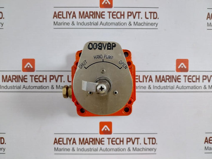 Hydraulic-Double-acting-Balanced-Rotary-Actuator-BRC-002-Danfoss-210323-8