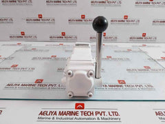 Hydraulic Control Valve Uchida Dmd3-04C-ha4