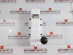 Hydraulic Control Valve Uchida Dmd3-04C-ha4