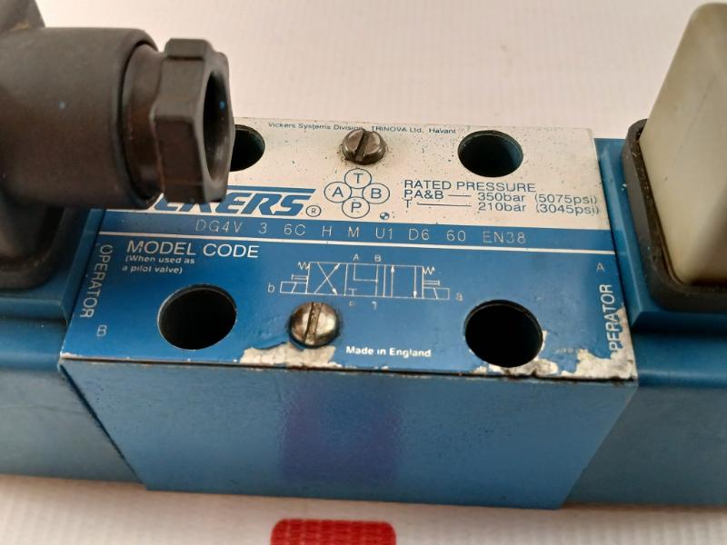 Hydraulic Directional Control Valve 350Bar Vickers Dg4V 3 6C H M U1 D6 60 En38