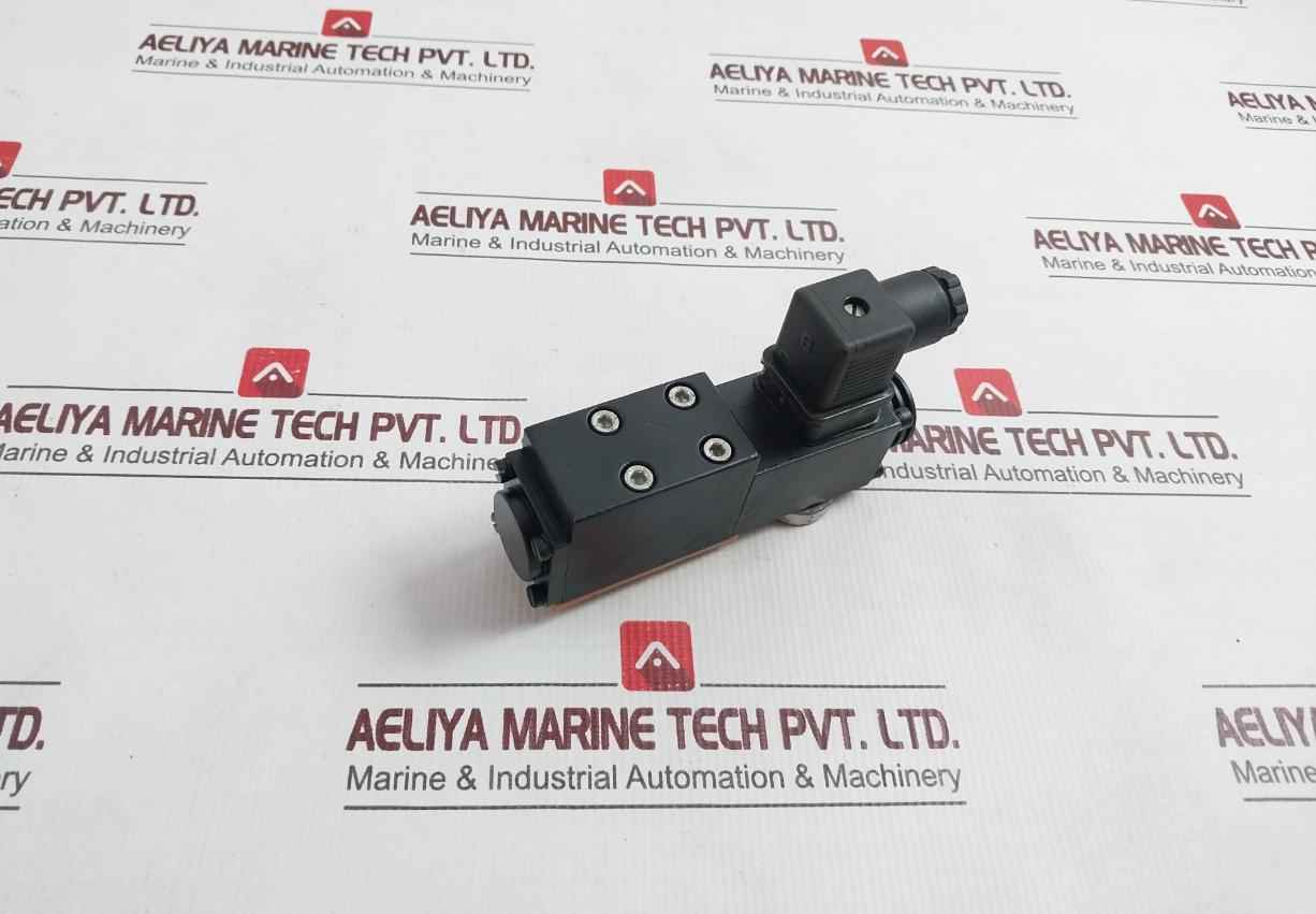 Hydraulika Vrchlabi Rse1-042R11/00 Hydraulic Distributor 24 V 0.8 A