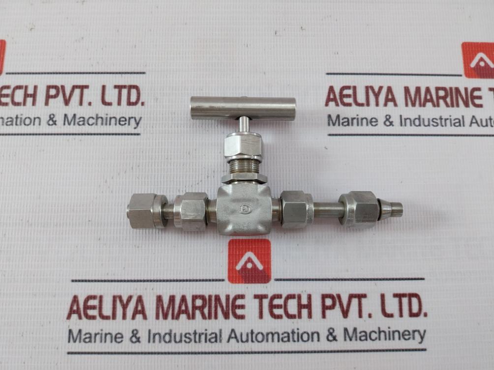 Hylok Nv2H-4T-r Needle Valve 316 Dae