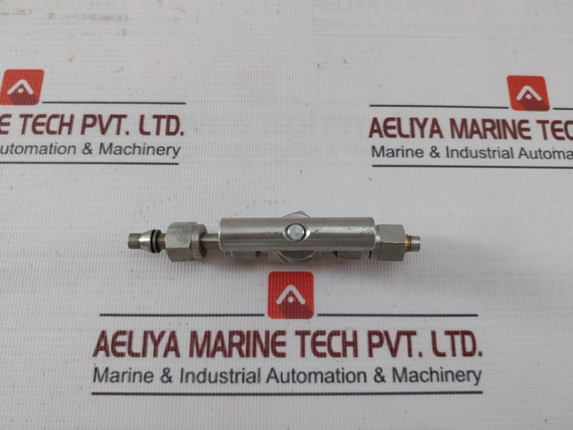 Hylok Nv2H-4T-r Needle Valve 316 Dae