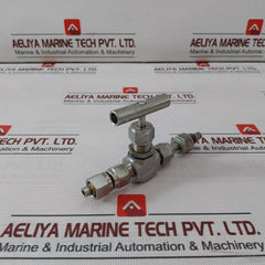 Hylok Nv2H-4T-r Needle Valve 316 Dae