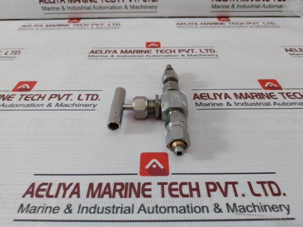 Hylok Nv2H-4T-r Needle Valve 316 Dae