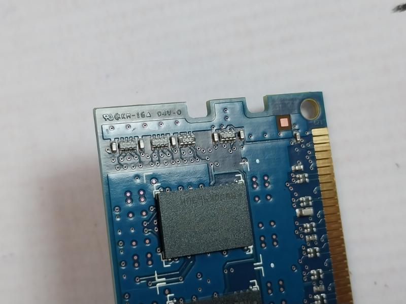 Hynix Hmt112u7tfr8a-h9 Ram 1gb 1rx8 Pc3l-10600e-9-10-d0 94v-0