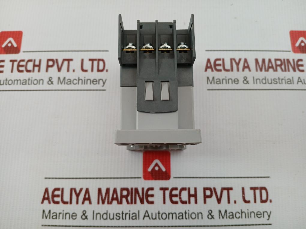 Hyundai 200V-220V 60Hz Auxiliary Relay Umx 31