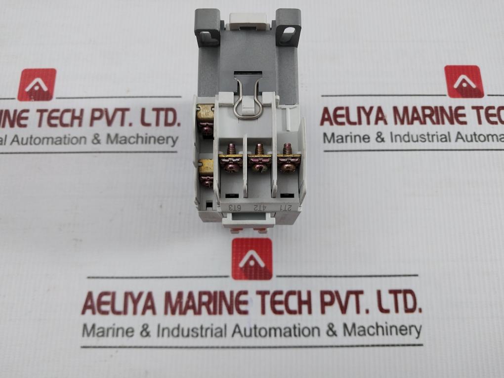 Hyundai 3-pole Magnetic Contactor 50/60Hz 750V Part No Himc 18