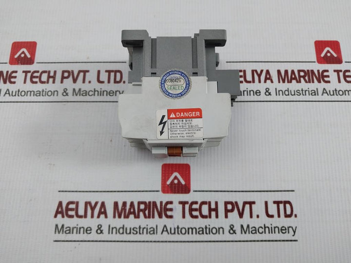 Hyundai 3-pole Magnetic Contactor 50/60Hz 750V Part No Himc 18