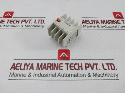 Hyundai 690V 16A Auxiliary Contact Block Hiab 31