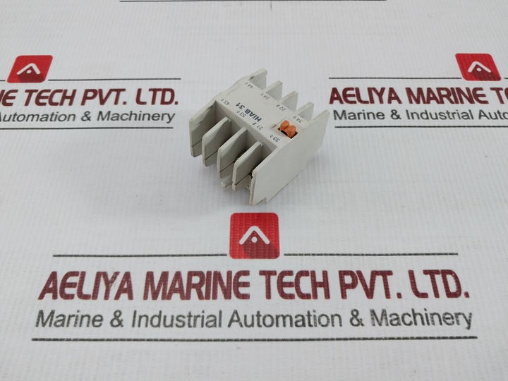 Hyundai 690V 16A Auxiliary Contact Block Hiab 31