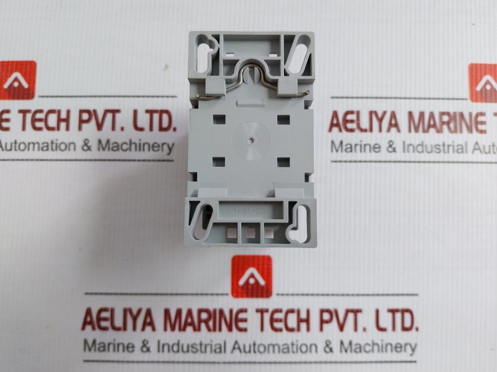 Hyundai 750V/20A Contactor Relay Umx 40Ns