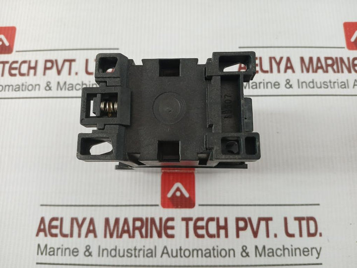 Hyundai 750V/20A Control Relay Hmx 31