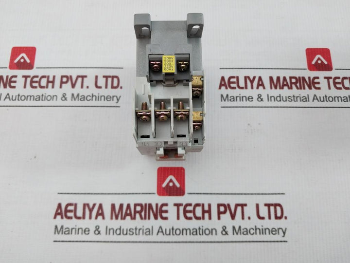 Hyundai Ac Magnetic Contactor 750V/25A Himc 18