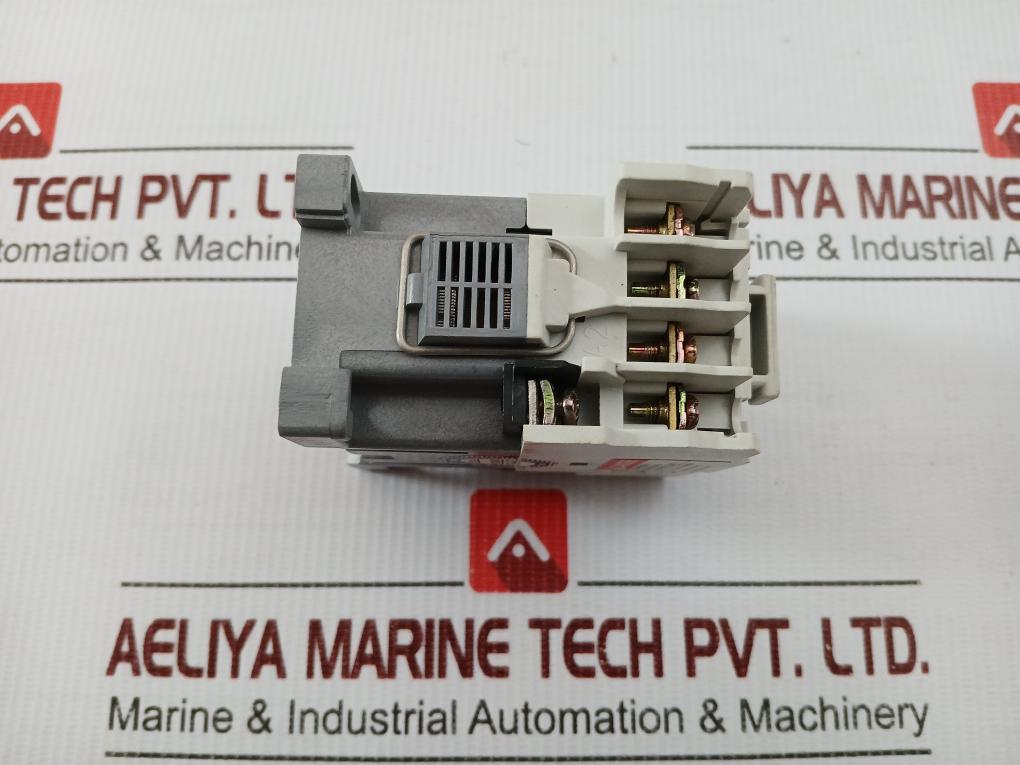 Hyundai Auxiliary Contact Block 200...220V 60Hz Hmx 40