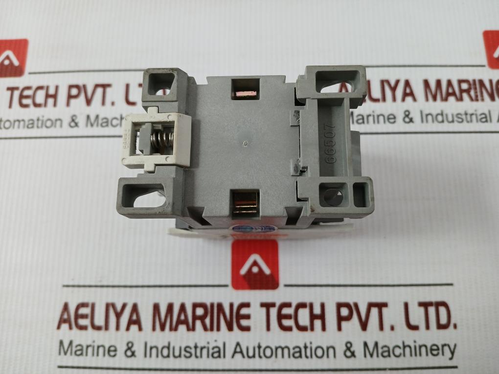 Hyundai Control Relay 1000V/20A Hmx 31